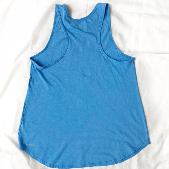 REEBOK GO STRONG TEE - Picture 2 of 3